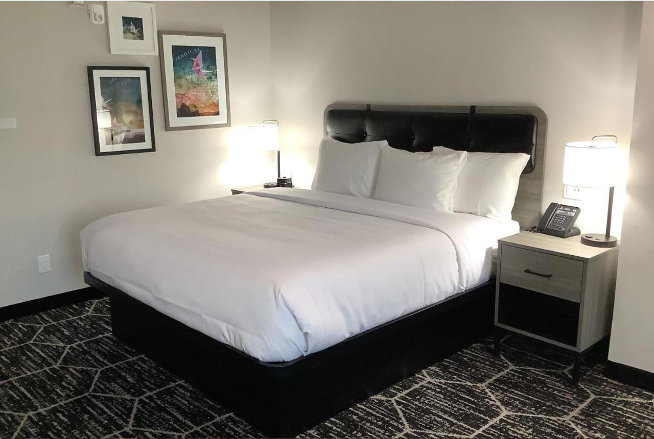 Hotel La Quinta & By Wyndham Southeast